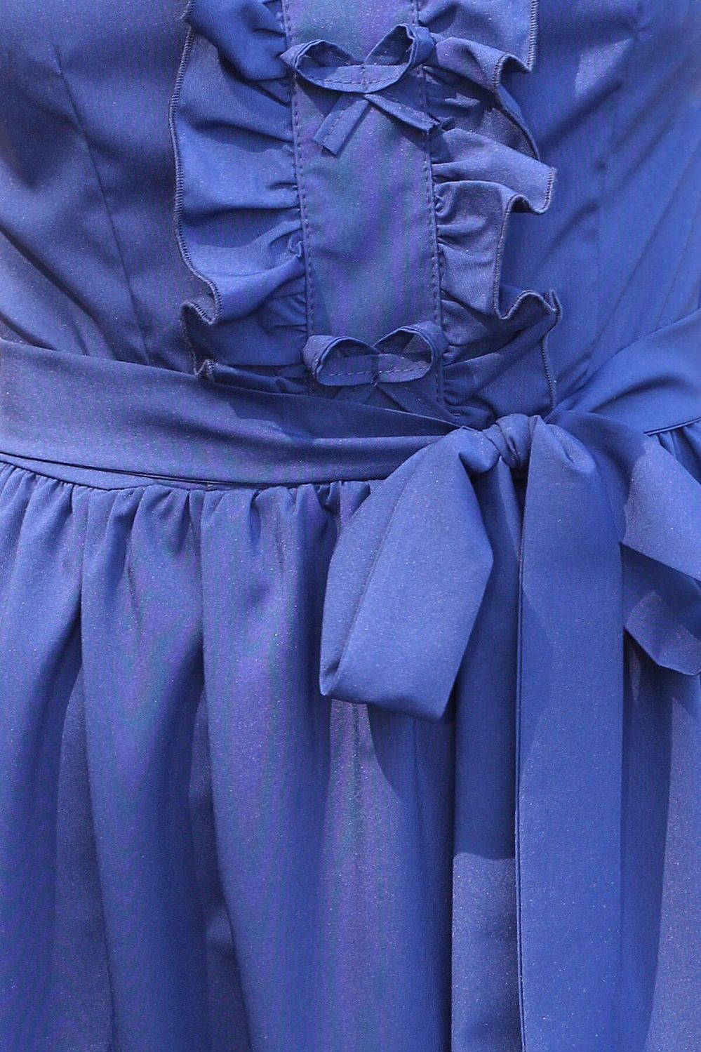 Летнее синее платье-мини с рюшами - фото