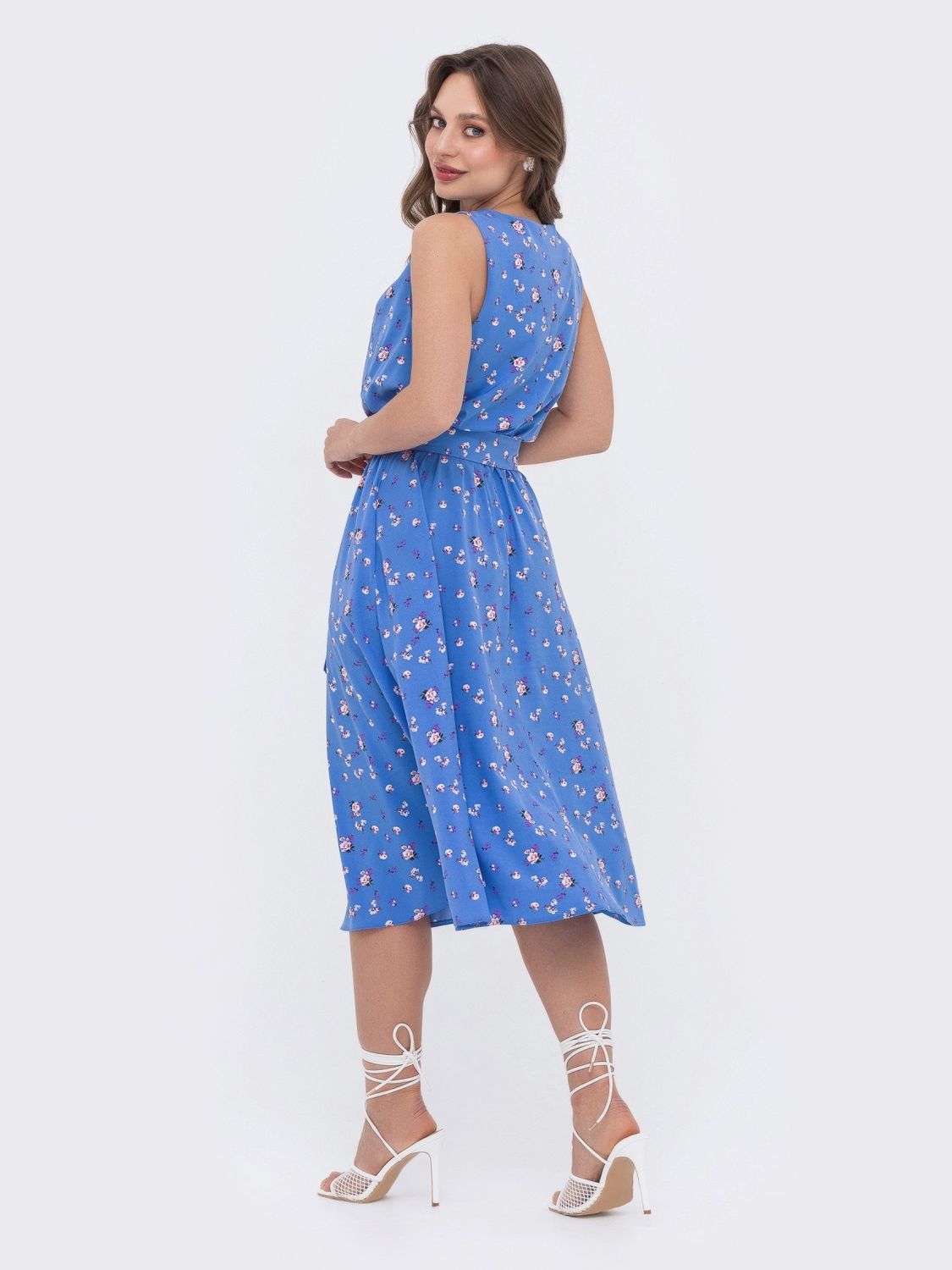 Літнє плаття зі спідницею-сонце блакитного кольору - фото