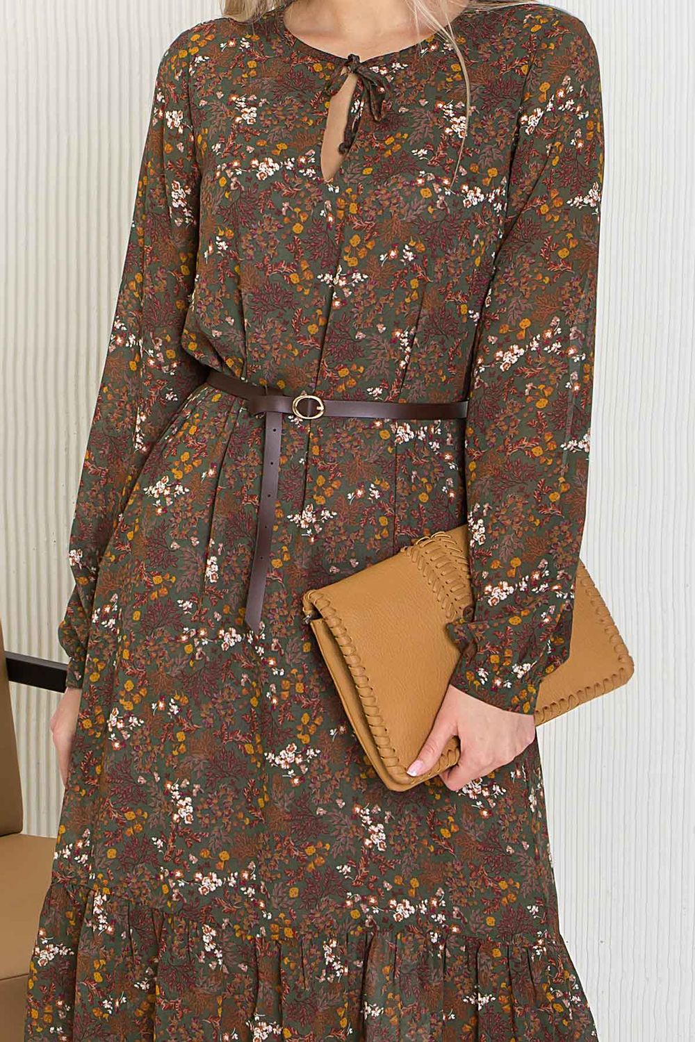 Шифоновое платье миди на весну коричневое - фото