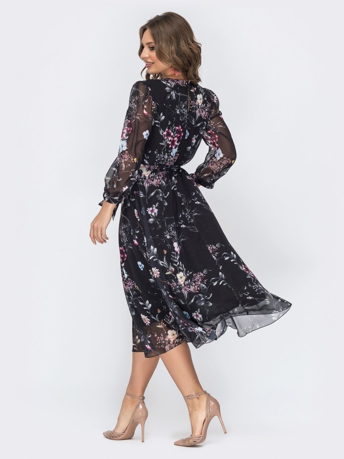 Жіночна шифонова сукня з розкльошеною спідницею - фото
