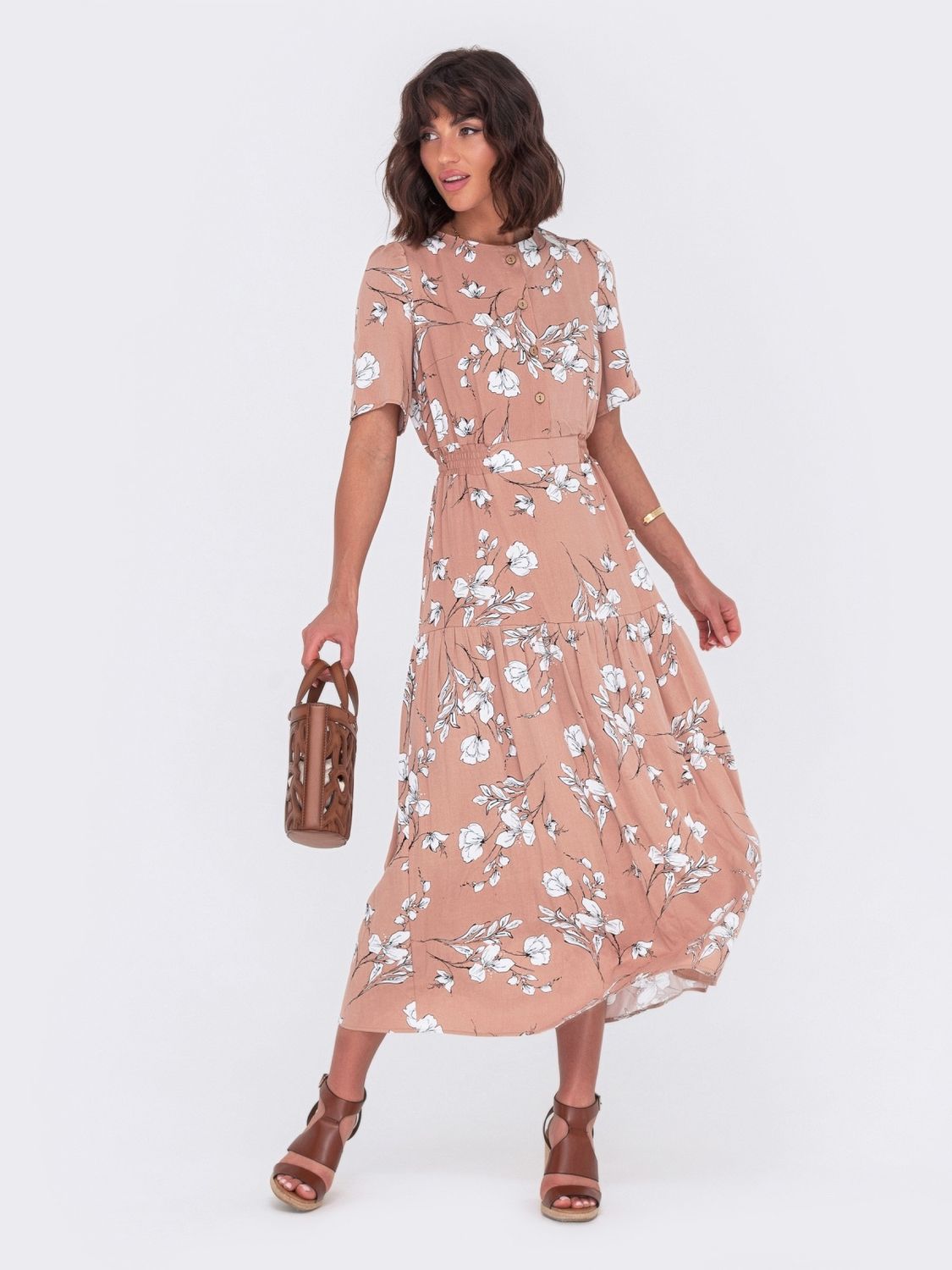 Расклешенное платье макси с цветочным принтом - фото
