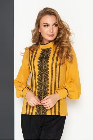 Нарядная блузка с кружевом горчичная - фото