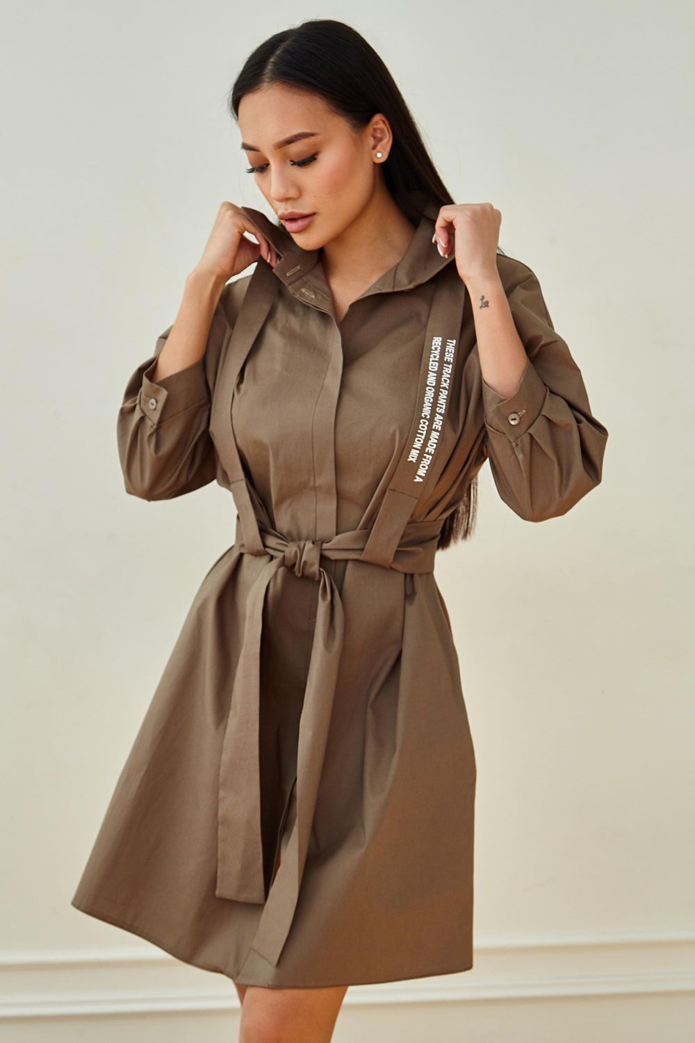 Літнє плаття сорочка з бавовни кольору хакі - фото