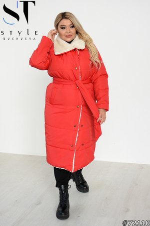 Зимнее пальто с искусственным мехом красное - фото