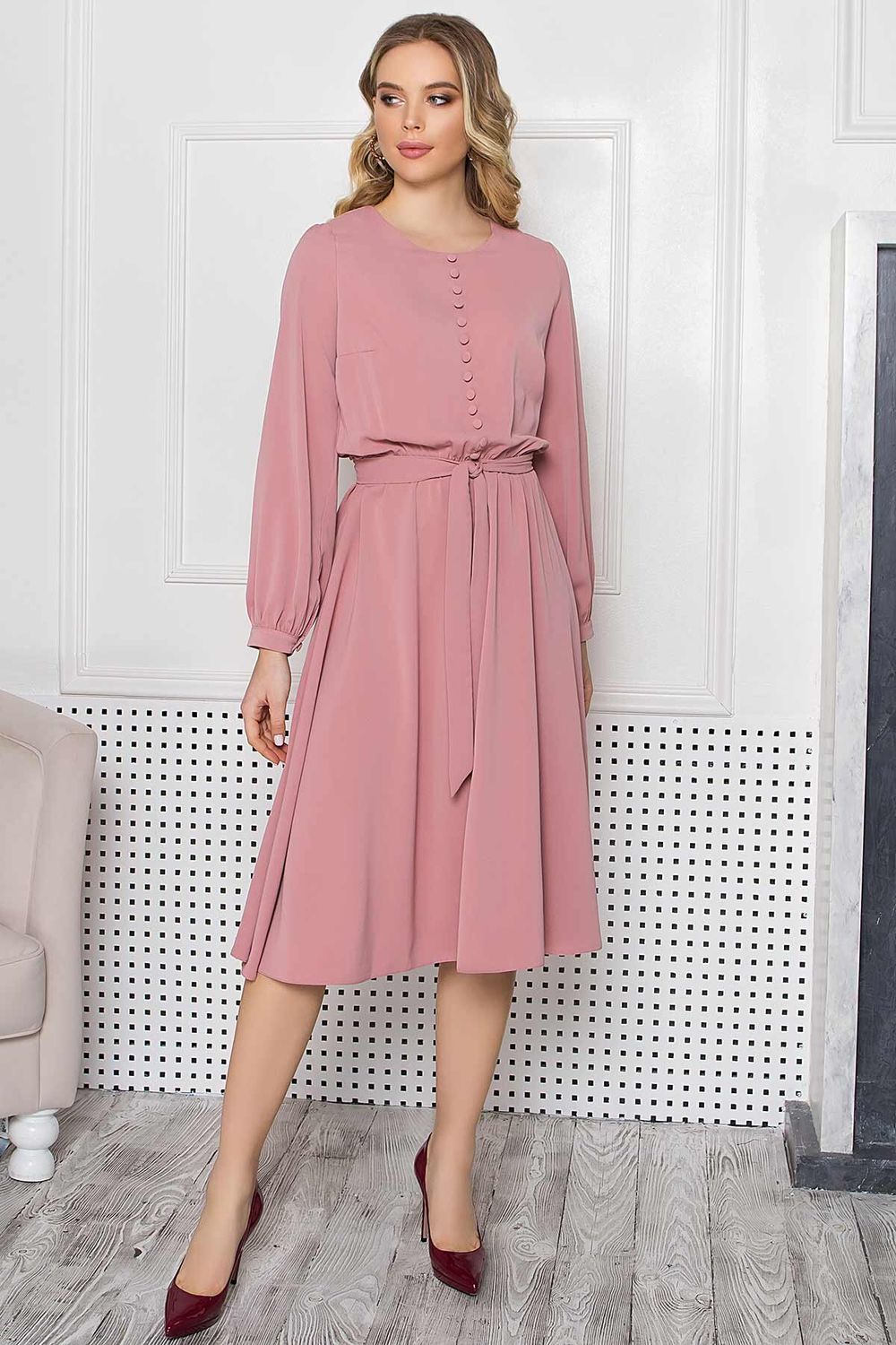 Женское платье миди с юбкой солнце-клеш розовое - фото