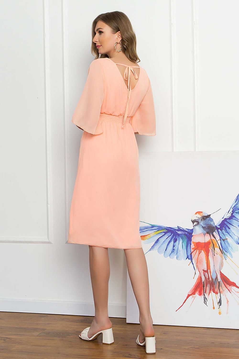 Шифоновое летнее платье в высокой талией персиковое - фото