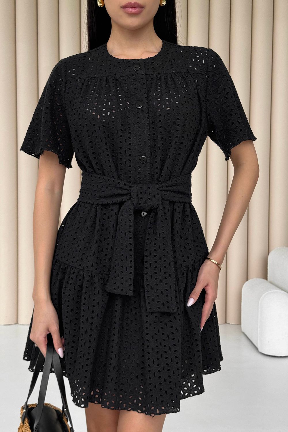Легке літнє плаття з прошви чорного кольору - фото