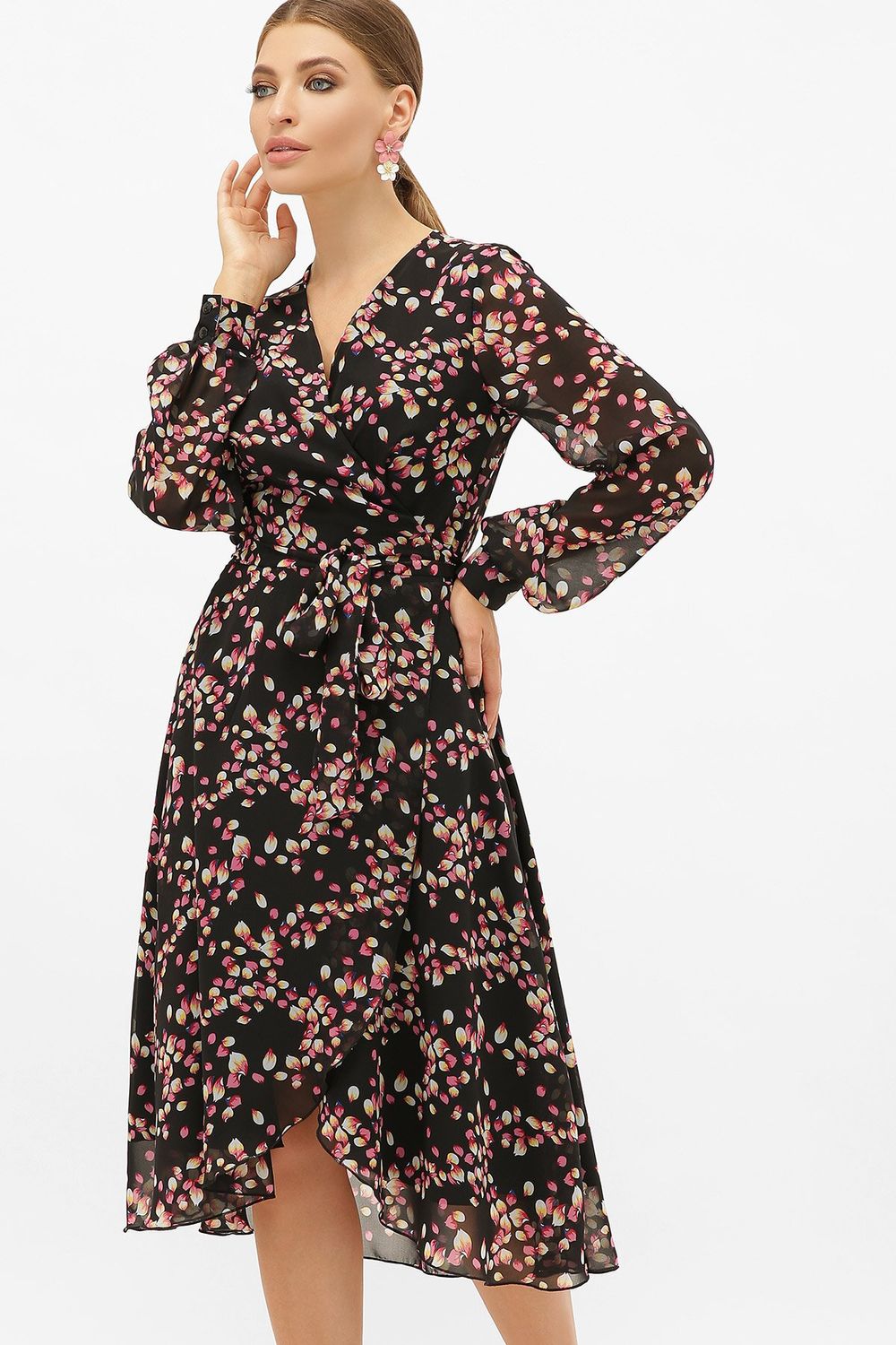 Весняне шифонове плаття міді на запах з квітковим принтом - фото