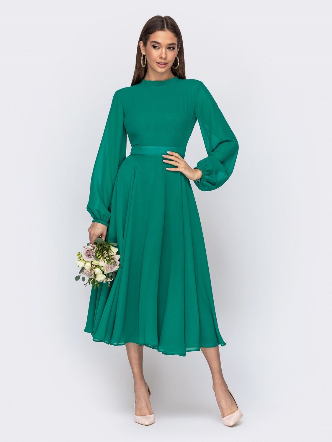 Нарядне шифонове плаття зі спідницею-сонце зеленого кольору - фото
