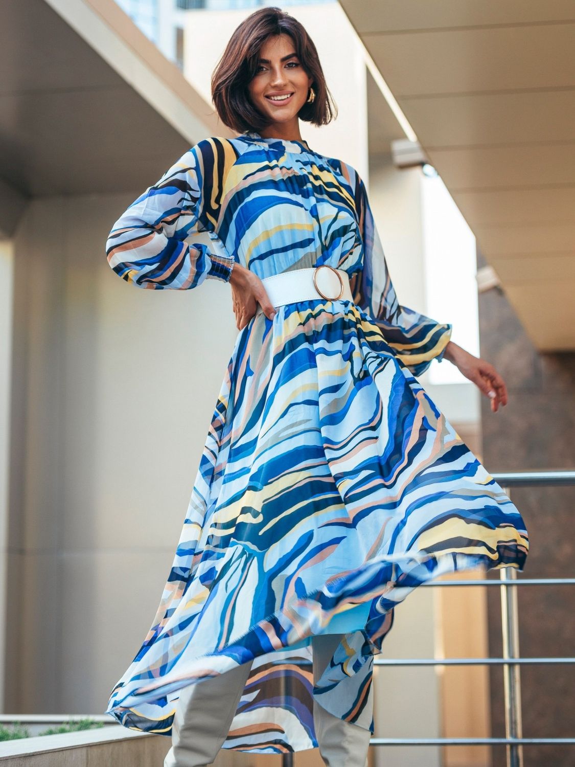 Шифоновое платье миди голубого цвета - фото