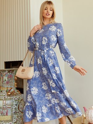 Льняное платье миди с цветочным принтом голубое - фото
