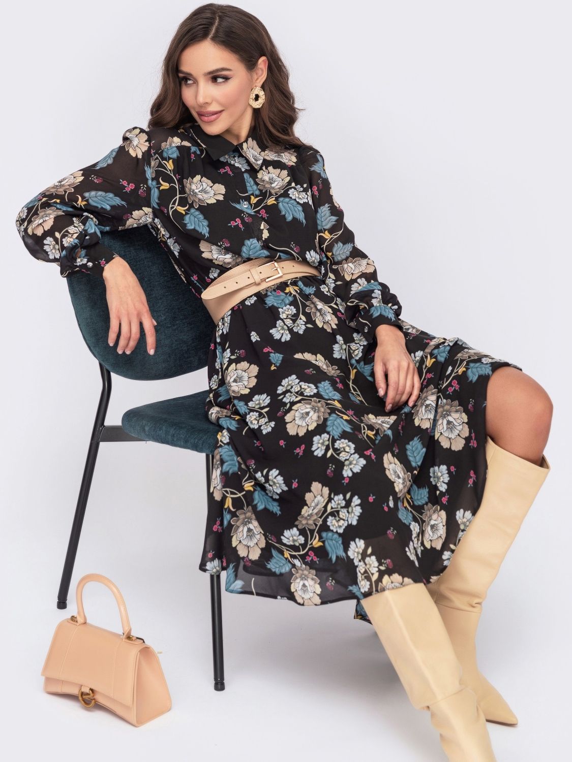 Шифоновое платье-рубашка в цветочный принт - фото