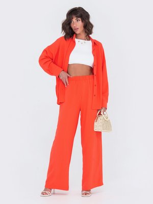 Оранжевый летний костюм с брюками - фото
