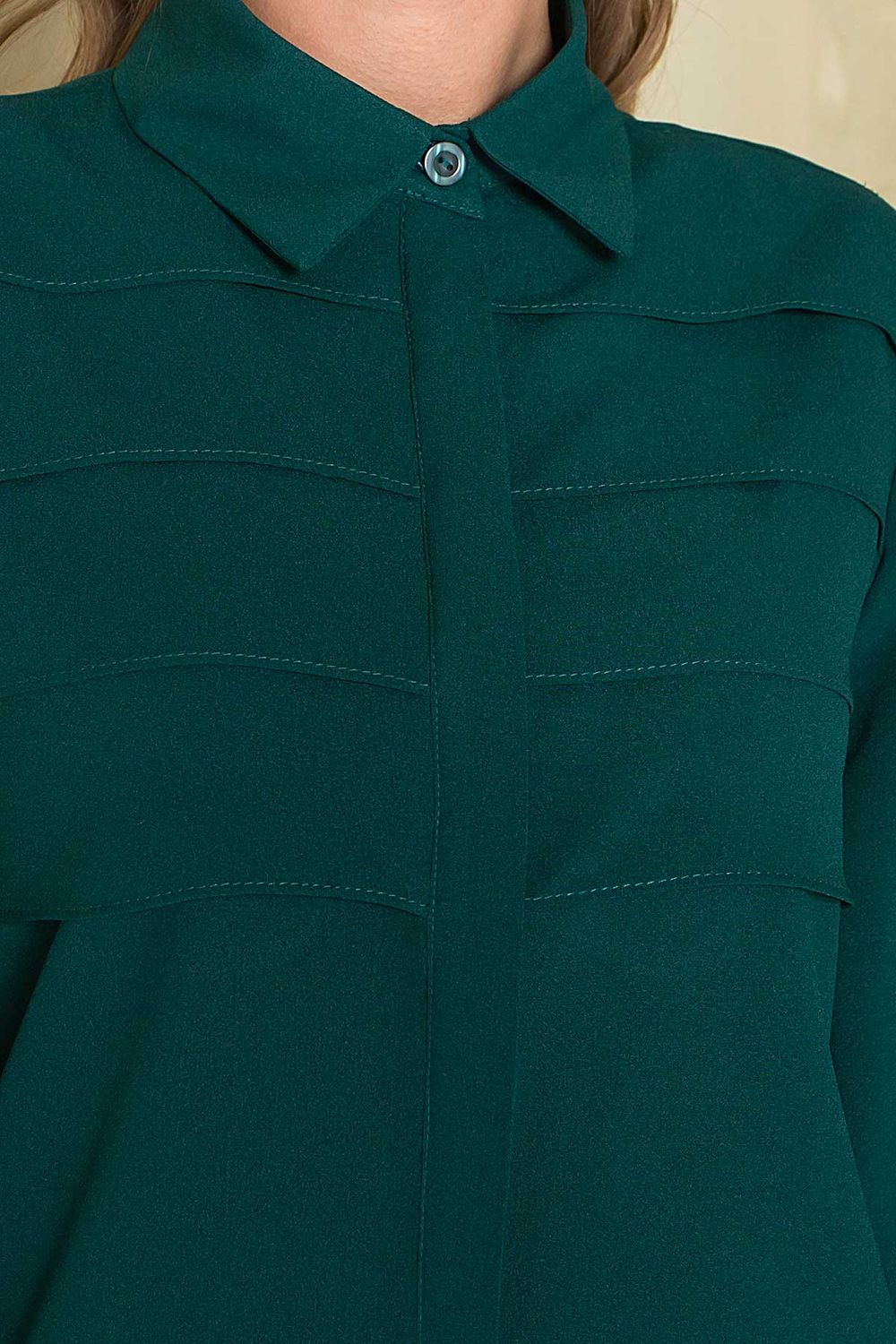 Стильная зеленая блузка из креп-шифона - фото