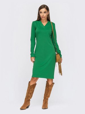 Трикотажне плаття на кожен день зеленого кольору - фото