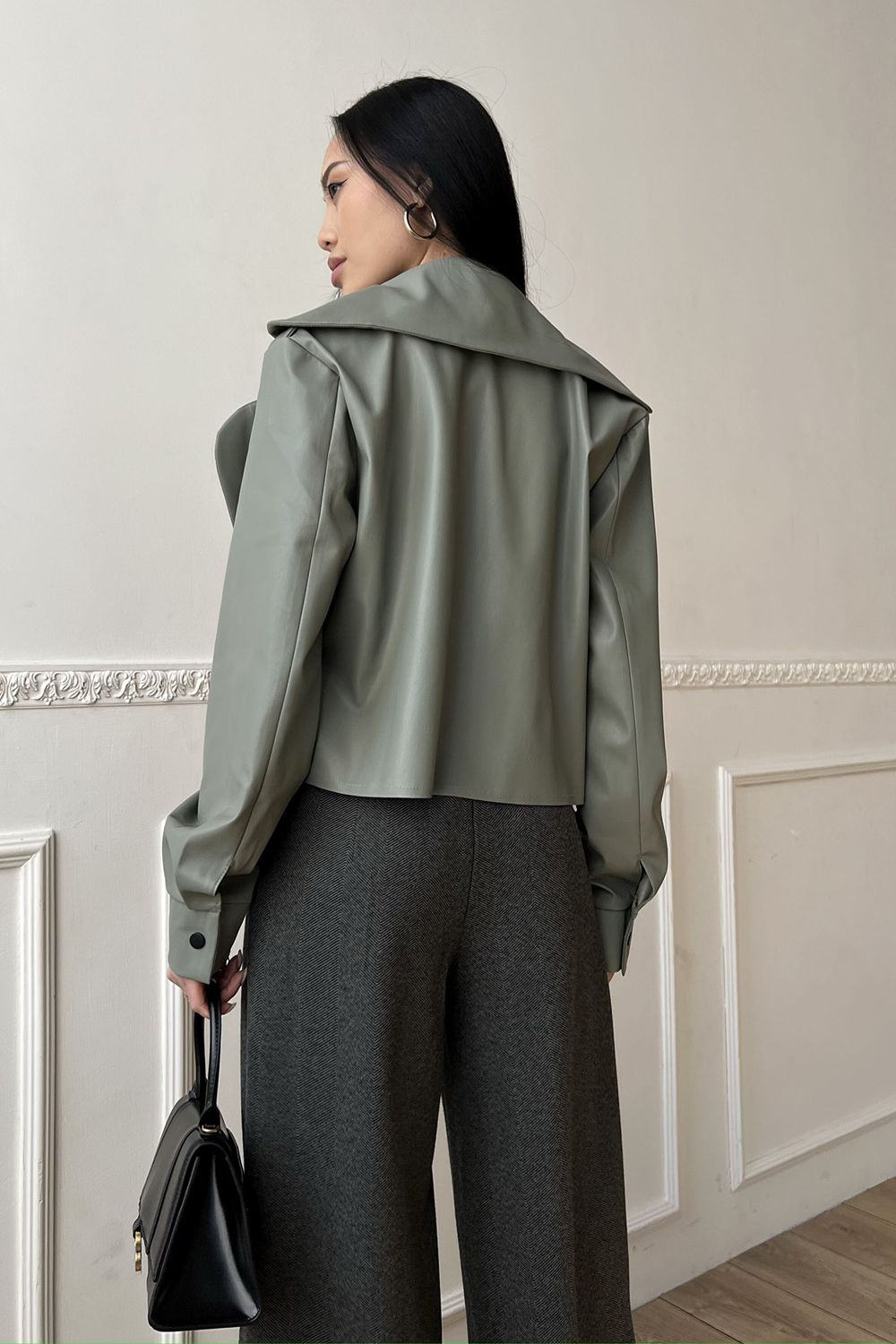 Теплі жіночі штани палаццо з високою талією - фото