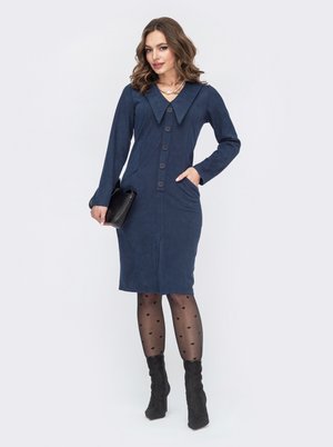 Замшеве плаття футляр в офісно-діловому стилі синє - фото