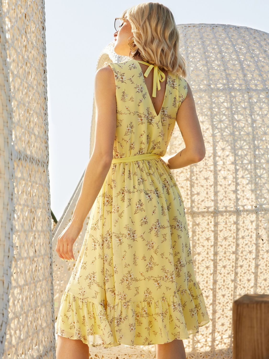 Легка шифонова сукня на літо жовта - фото