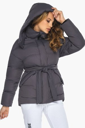 Зимняя куртка женская с капюшоном короткая серого цвета - фото