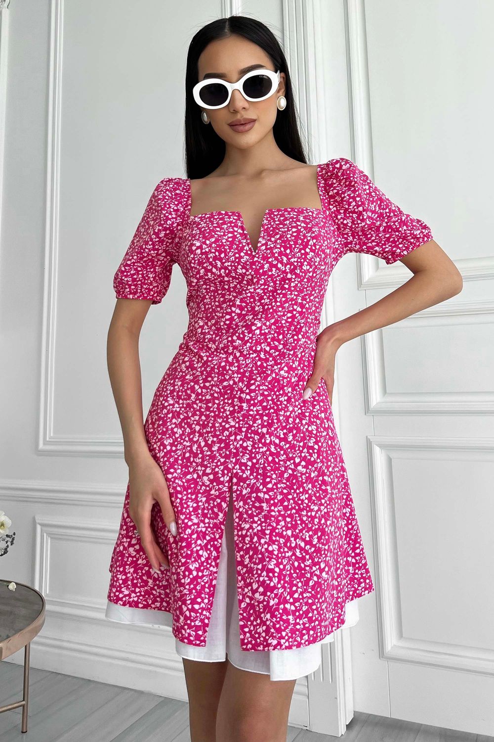 Грайливе плаття двійка рожевого кольору з принтом - фото