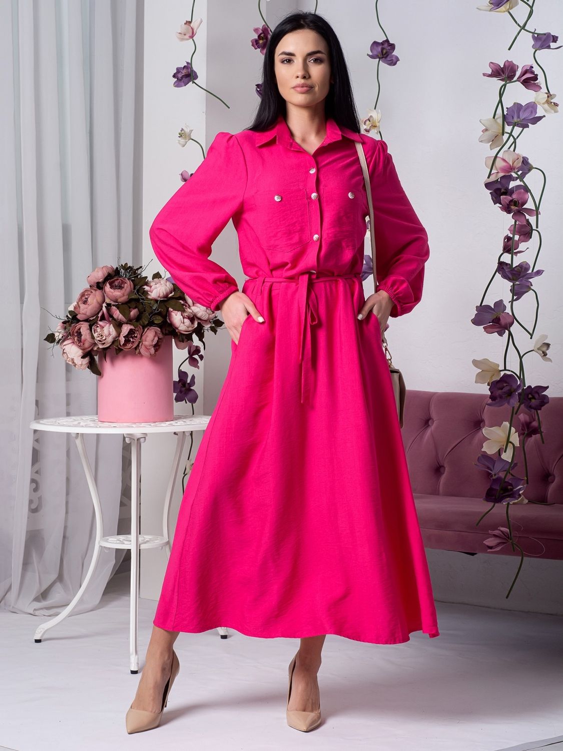 Летнее льняное платье рубашка розового цвета - фото