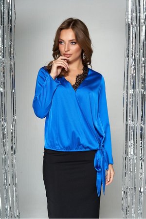 Вечерняя шелковая блузка с кружевом синяя - фото