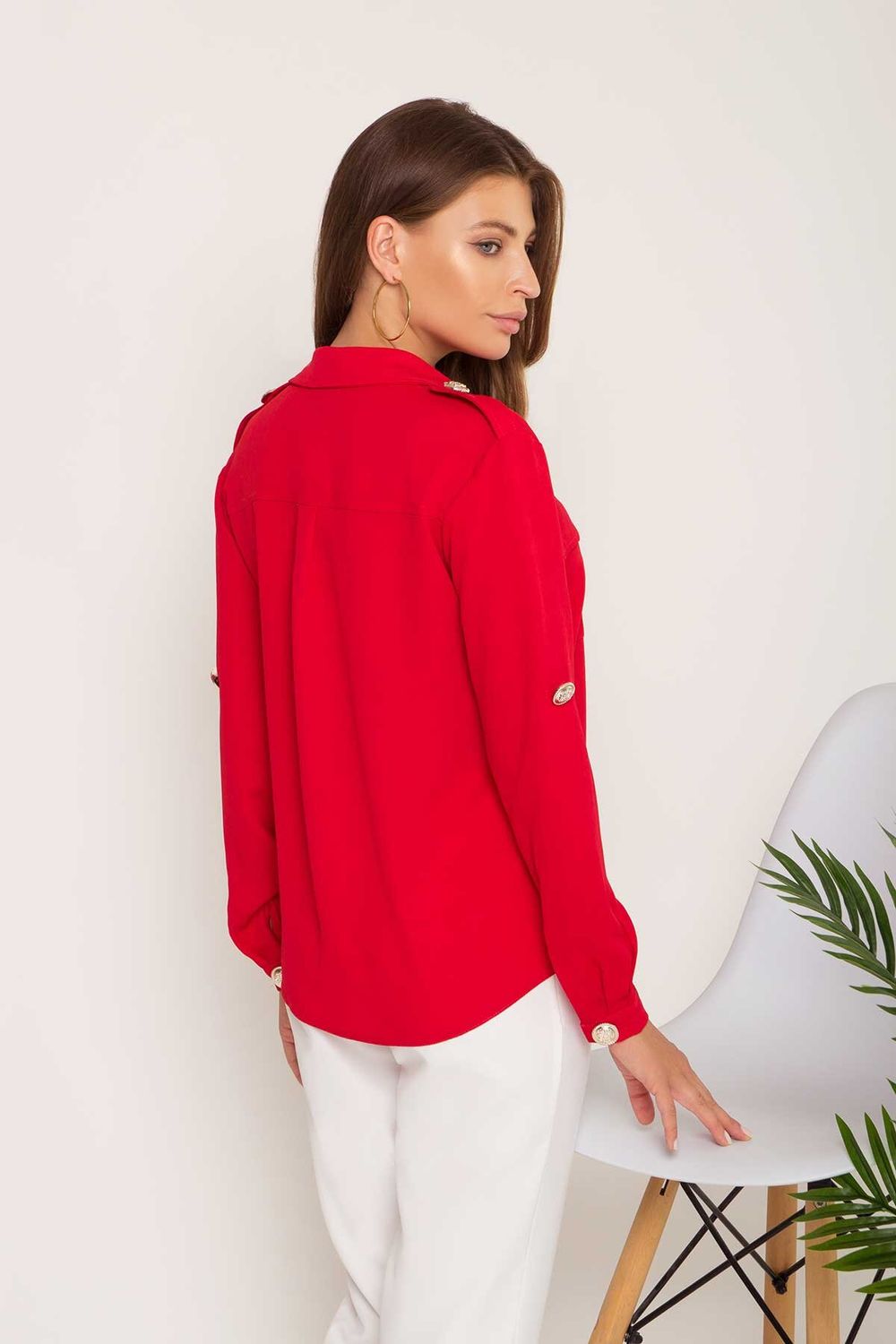 Елегантна жіноча сорочка червоного кольору - фото