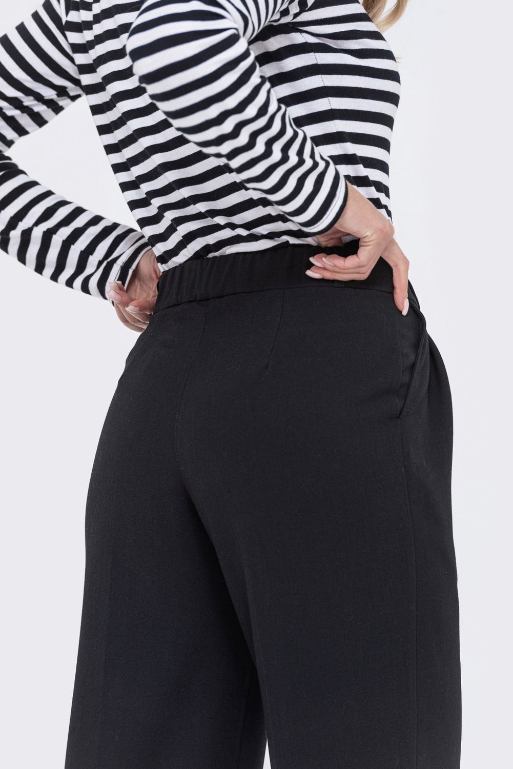 Классические женские брюки палаццо - фото