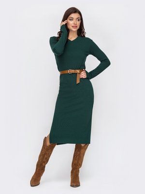 Осіннє трикотажне плаття зеленого кольору - фото