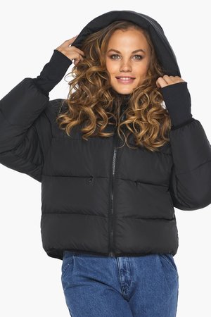Женская зимняя куртка-пуховик черная короткая - фото