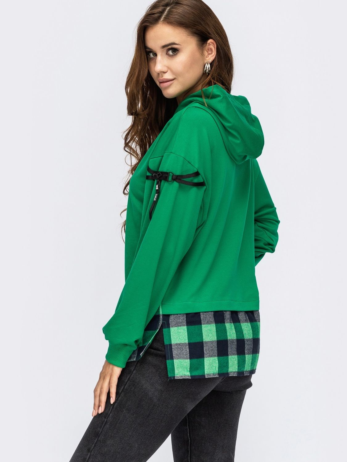 Женский худи с удлиненной спинкой и капюшоном зеленый - фото
