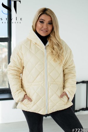 Зимняя двусторонняя куртка с мехом белая - фото