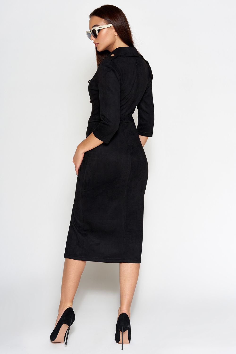 Замшевое платье в деловом стиле черное - фото