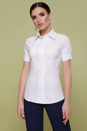 Класична жіноча сорочка з коротким рукавом - фото
