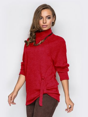 Красива жіноча кофточка з червоного трикотажу - фото