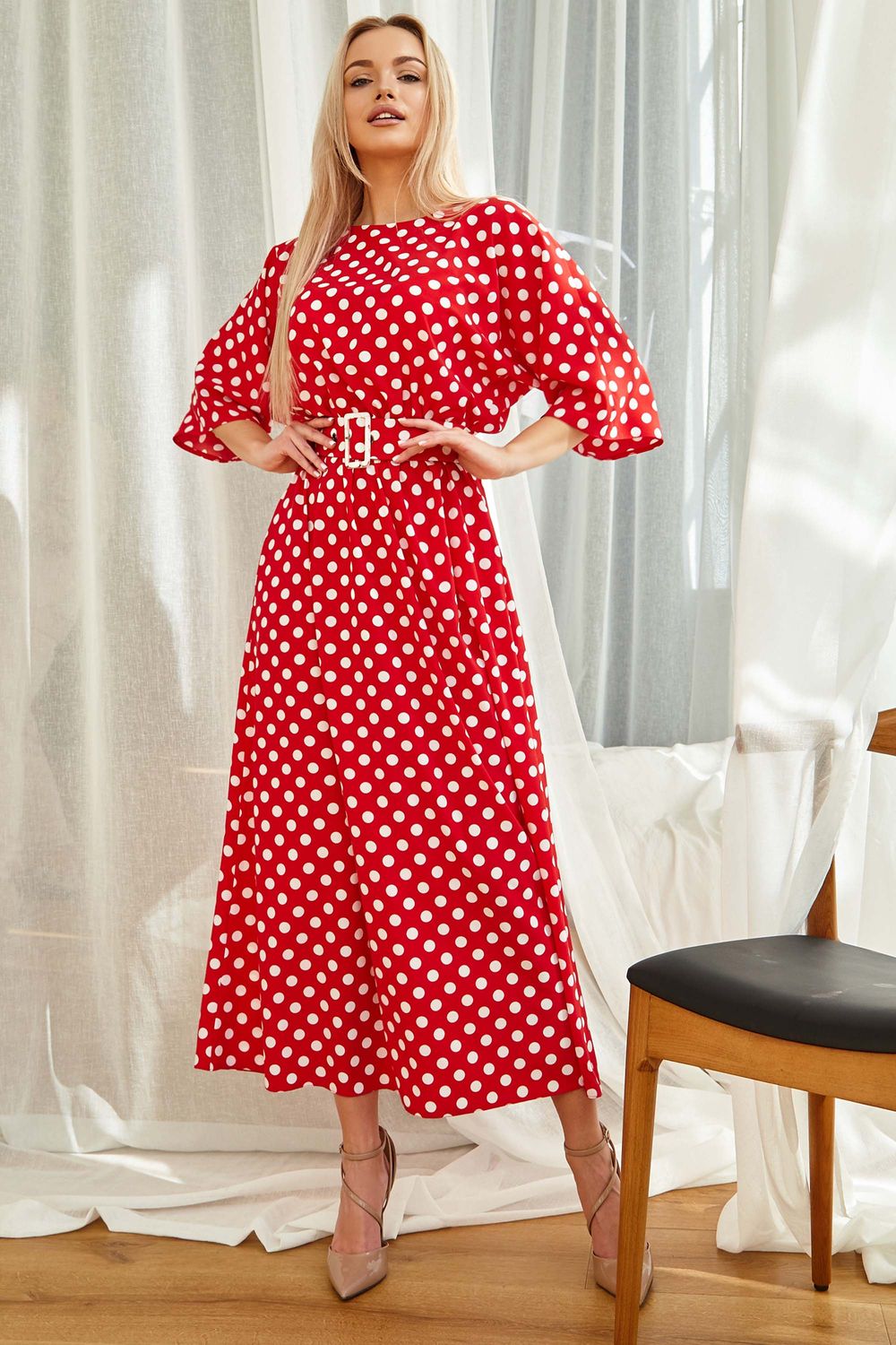 Довге літнє плаття в горошок червоне - фото