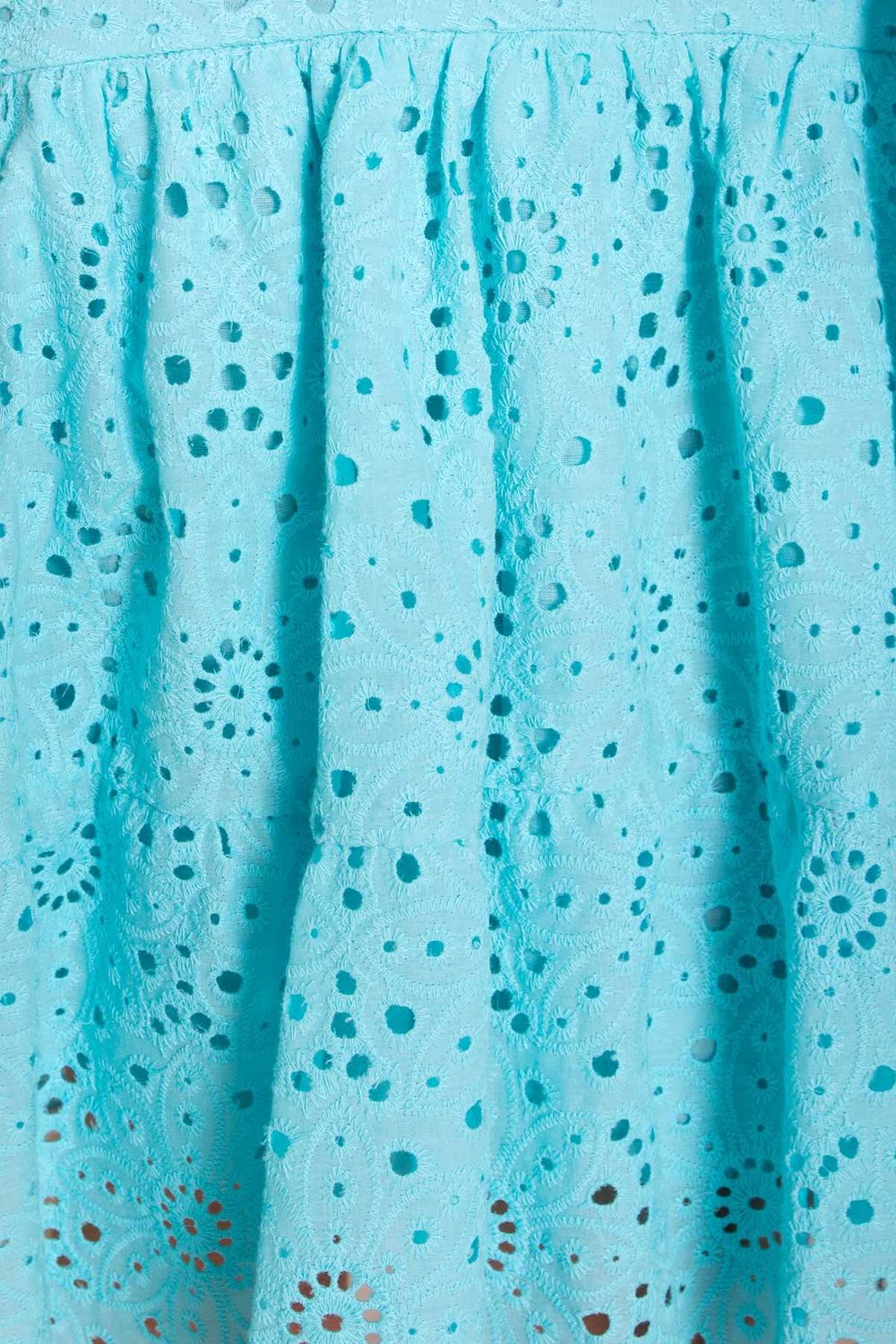 Летнее платье оверсайз хлопковое из прошвы голубое - фото