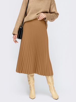 Плиссированная юбка миди бежевого цвета - фото