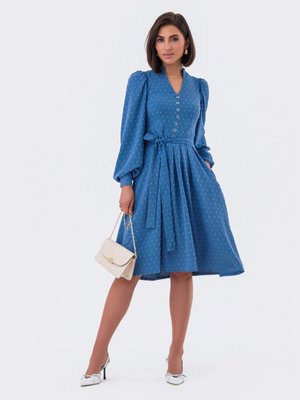 Весняна сукня кльош блакитного кольору - фото