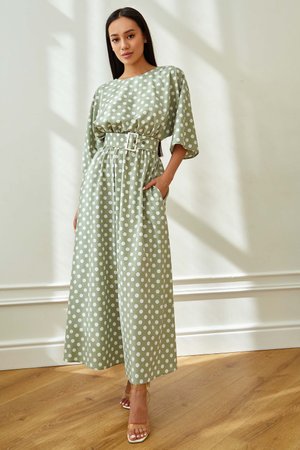 Довге літнє плаття в горошок кольору хакі - фото