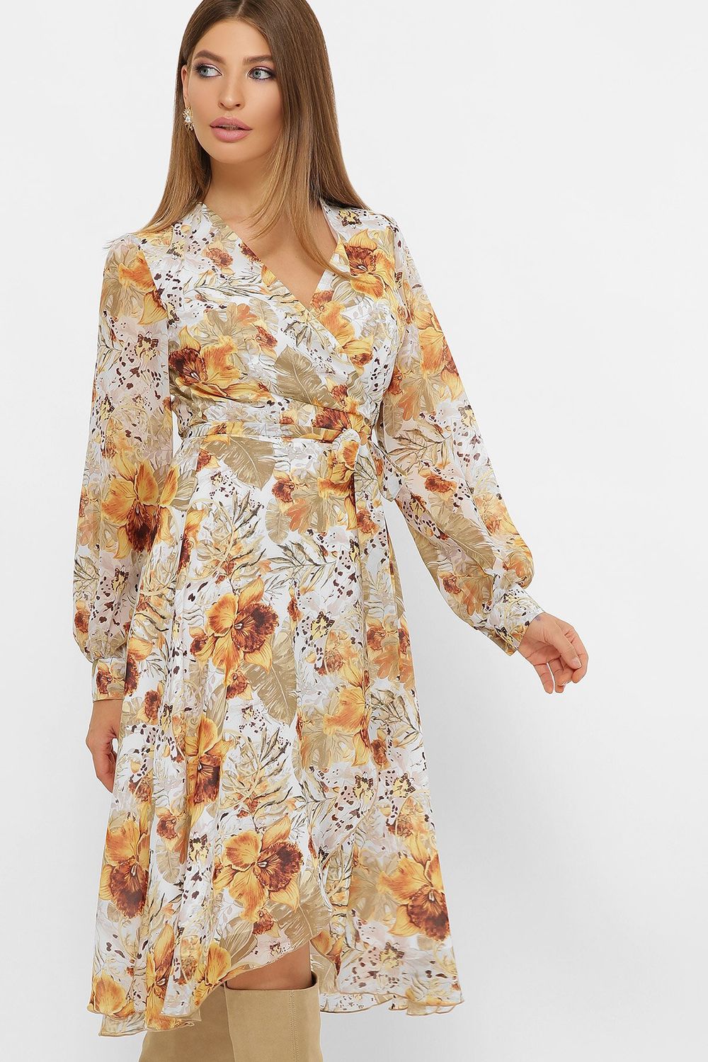 Весеннее платье с запахом и цветочным принтом шифоновое - фото