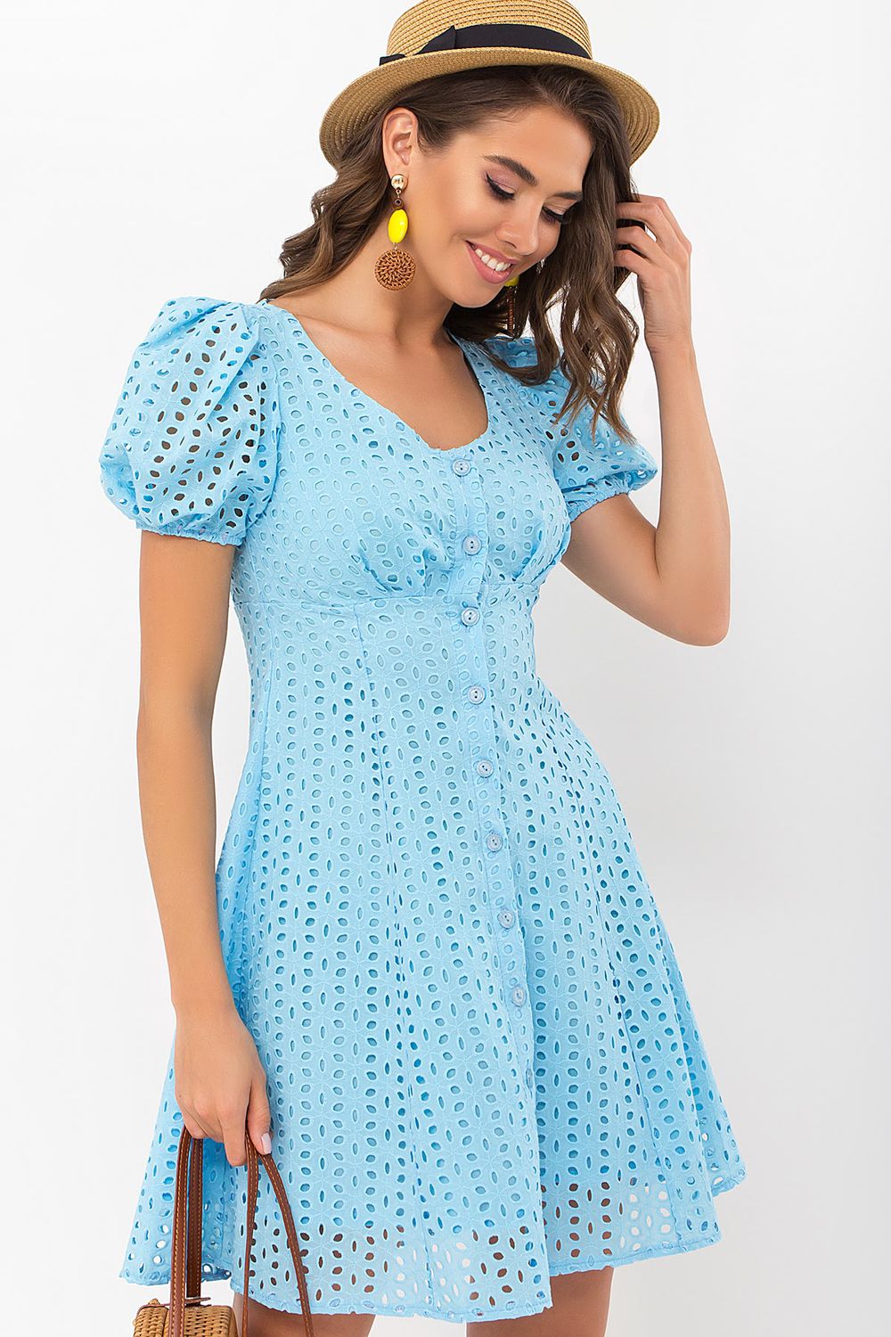 Коротке літнє плаття з прошви блакитне - фото