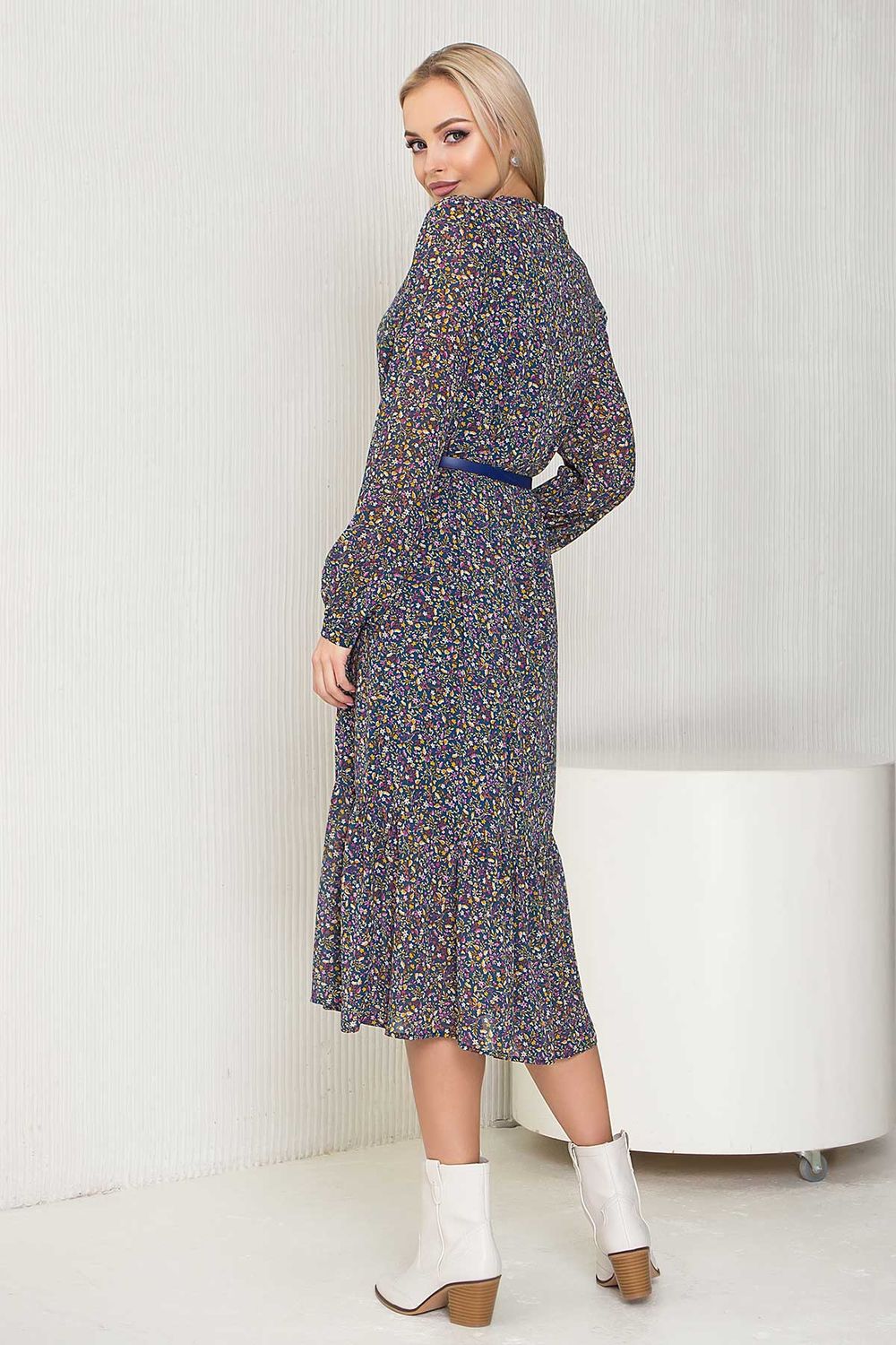 Шифонова сукня міді з квітковим принтом - фото
