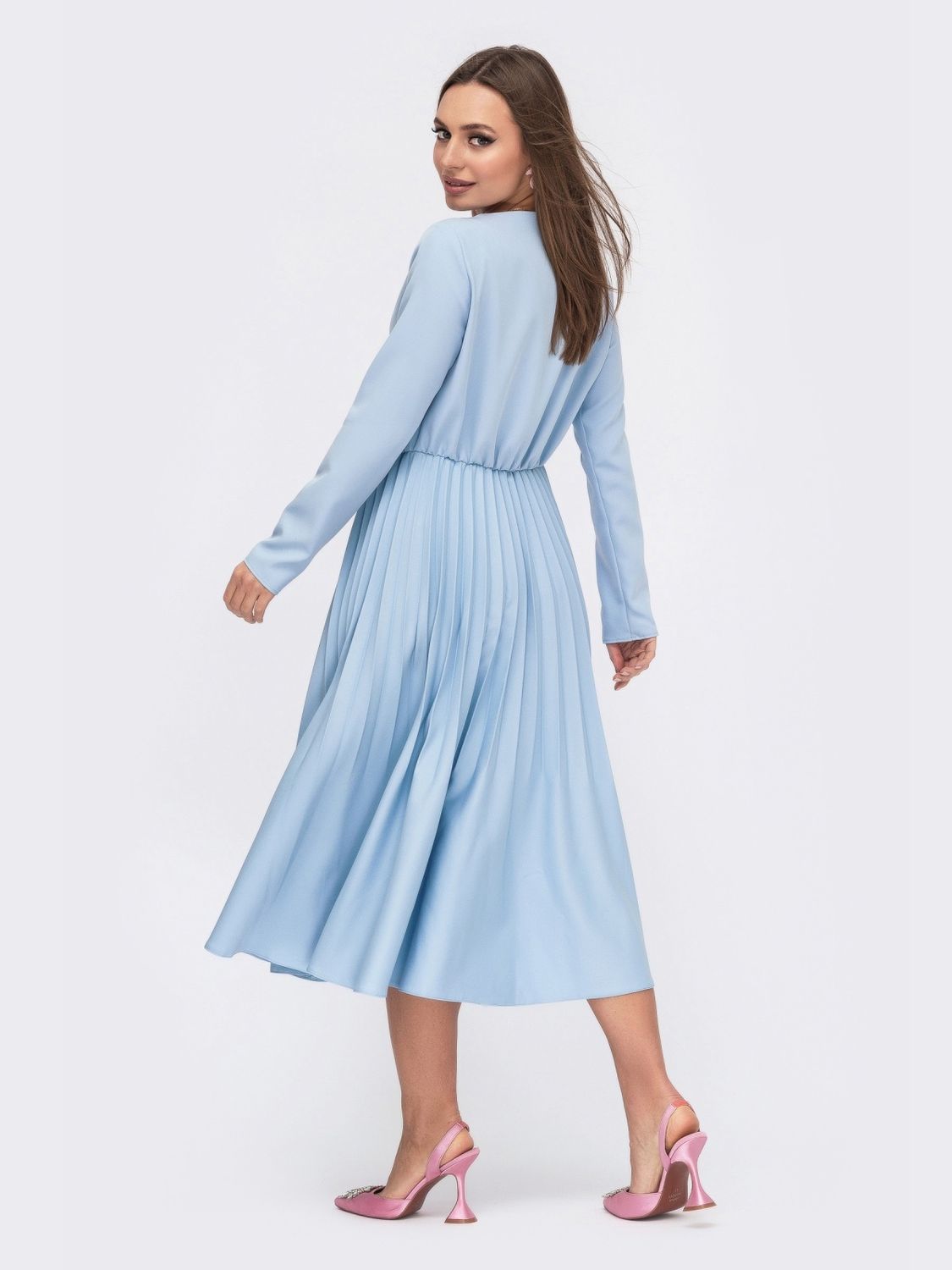 Гарне плаття зі спідницею сонце-кліш блакитне - фото