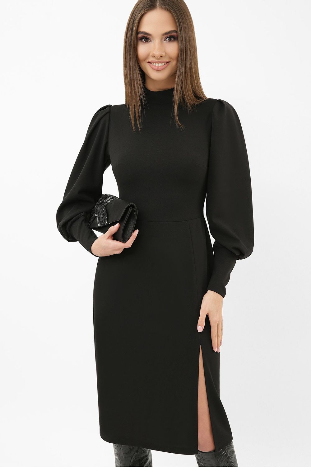 Приталенное платье длиной миди с разрезом черное - фото