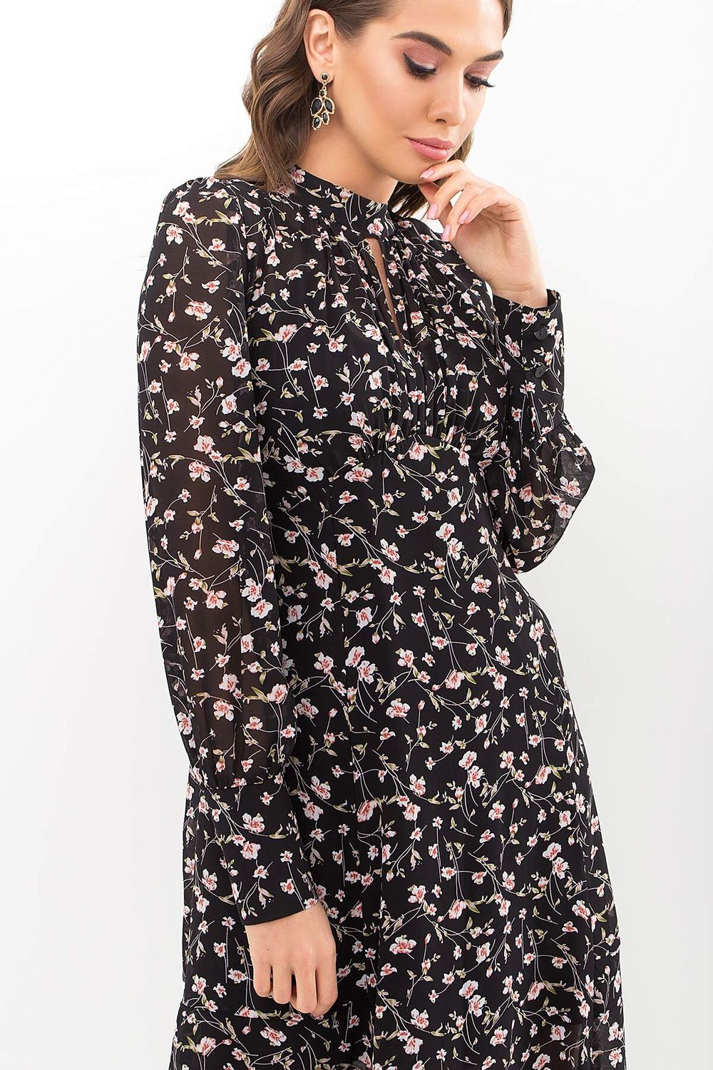 Весеннее шифоновое платье миди с цветочным принтом - фото